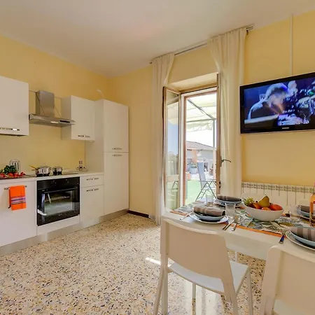 Appartement Gemma -hilly Area- Relax With View Lake - Happy Toscolano Maderno